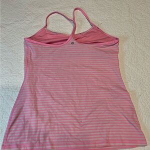 Lululemon top size 12